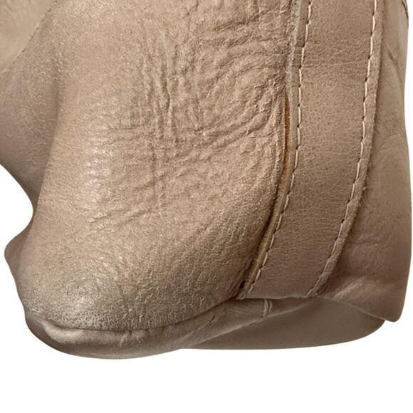 Fashionable Local + Global Leather Beige Tote Bag - Picture 8 of 11